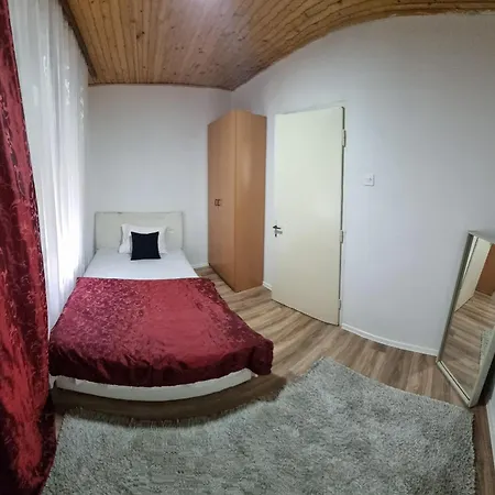 Holiday home Tarik Kulen Vakuf *