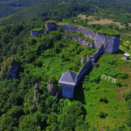 Tarik Kulen Vakuf * Bihać